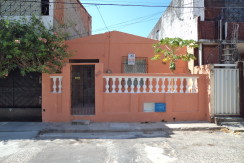 Casa – Rua Abilio Martins, 1133 – Amadeu Furtado Casa – Rua Abilio Martins, 1133 – Amadeu Furtado